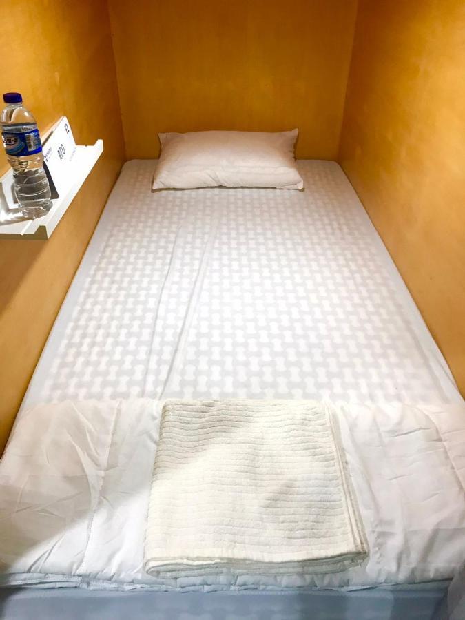Bu Sepuh Guesthouse Sangkanurip Eksteriør bilde
